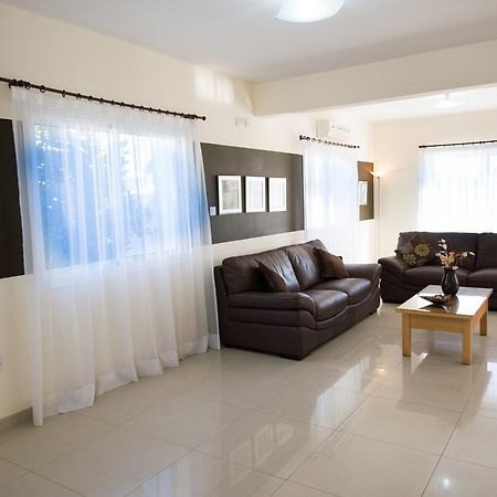 Hara Nissi Beach Villas أيا نابا المظهر الخارجي الصورة