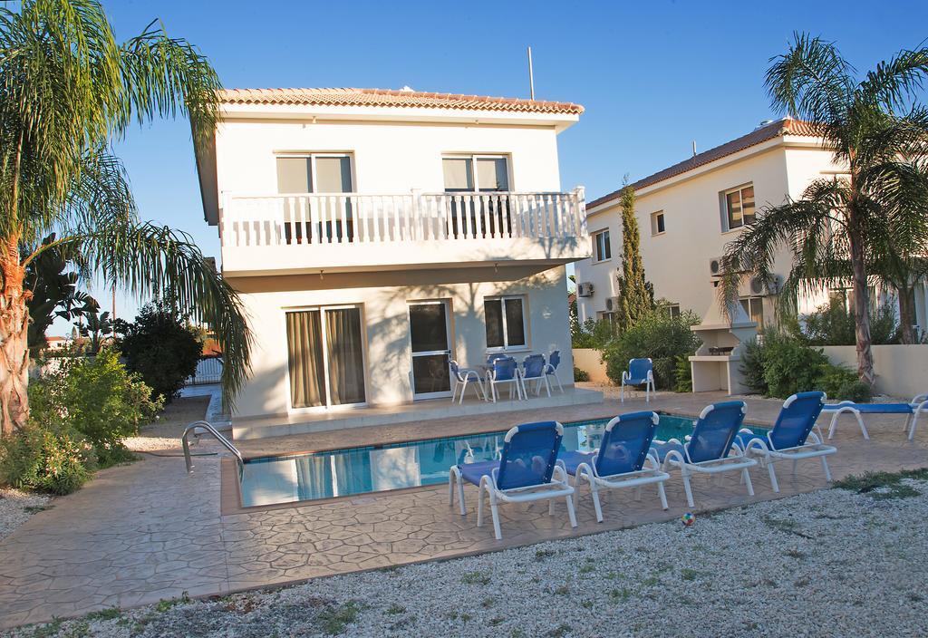 Hara Nissi Beach Villas أيا نابا المظهر الخارجي الصورة